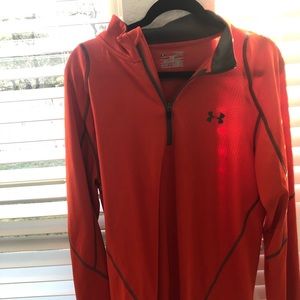 UnderArmour pullover